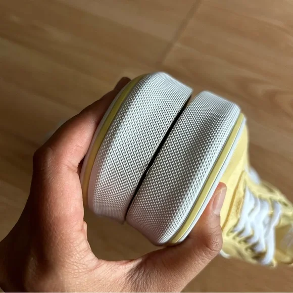 NEW Vans Old Skool Yellow Low Top Sneakers Women’s 8 - Picture 9 of 10